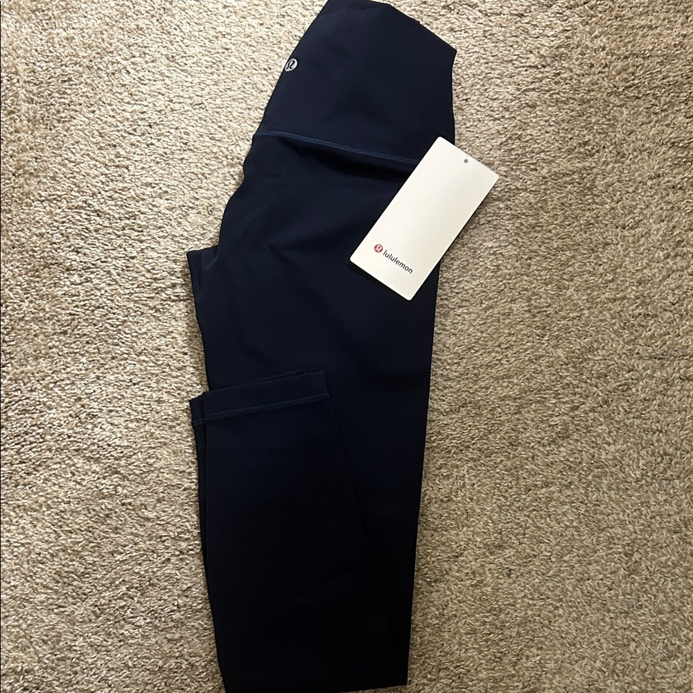 Lululemon NWT Align 25” size 4